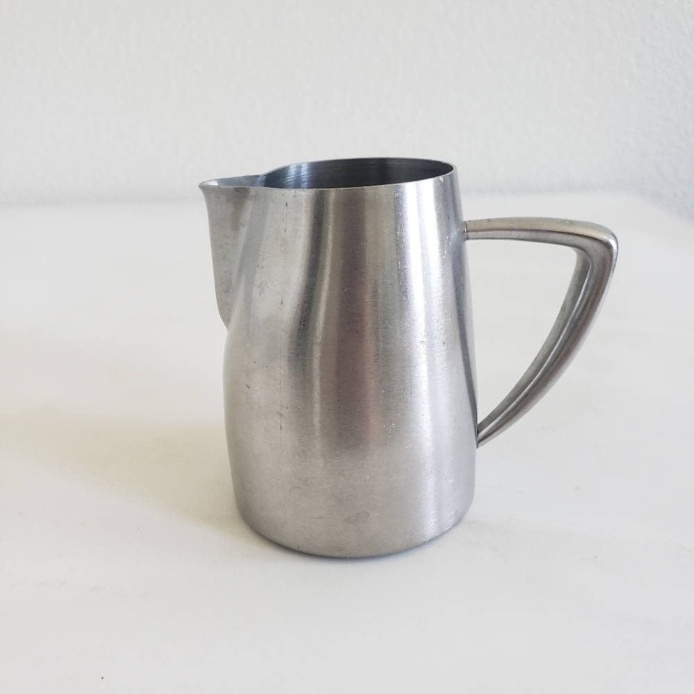 Oneida Stilleto Stainless Creamer 3.5" tall‎ Farmhouse